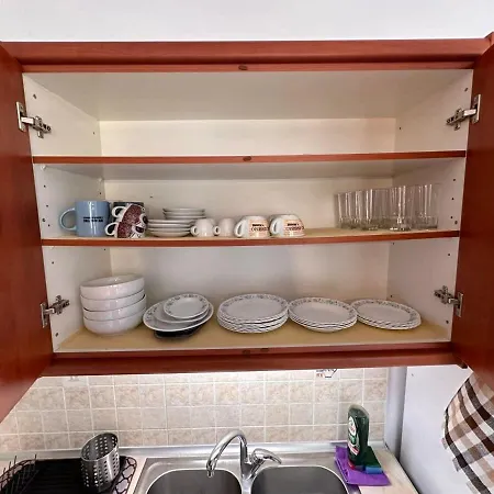 Διαμέρισμα Vergian Brand New Spacious At Άγιοι Θεόδωροι