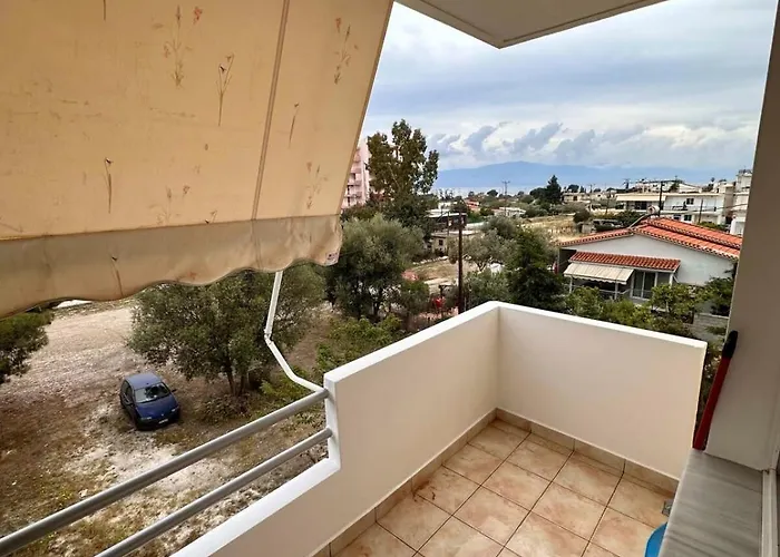 Vergian Brand New Spacious At Appartamento Agioi Theodoroi (Corinthia)