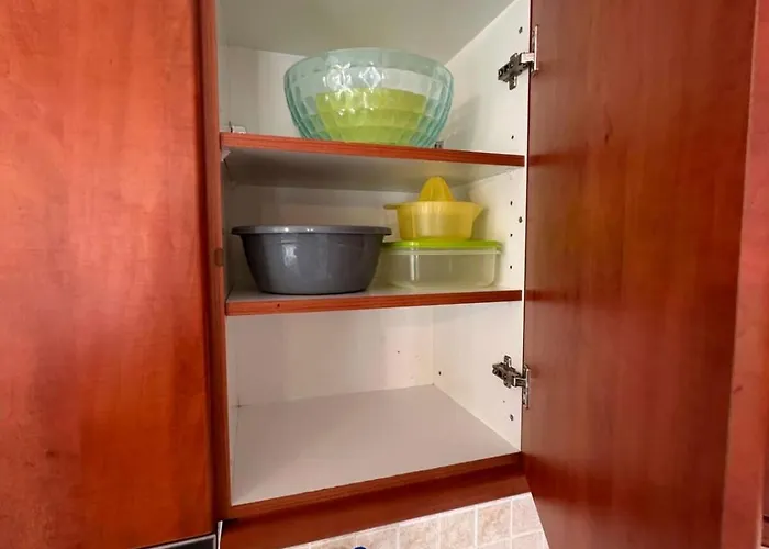 Vergian Brand New Spacious At Agioi Theodoroi (Corinthia)